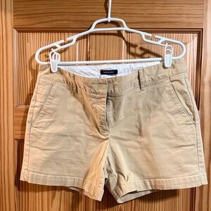 Lands End, women’s khaki shorts, size 10